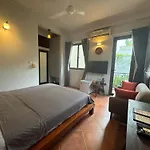T Home Balcony Homestay